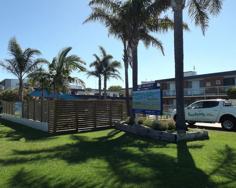 Surfside Merimbula Holiday Apartments - Port Augusta Accommodation 1