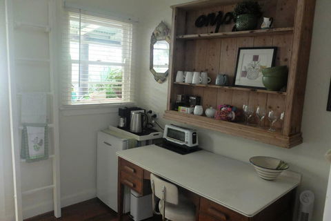 Tamborine Treats - Port Augusta Accommodation 2