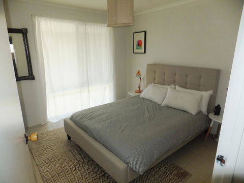 TERRIFIC ON TAMARA CRESCENT - Port Augusta Accommodation 1