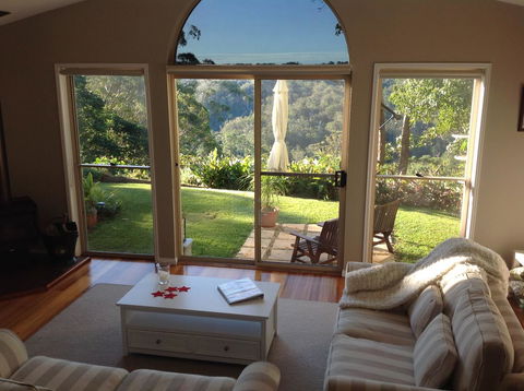The Avenue At Montville Luxury Cottage - Port Augusta Accommodation 2
