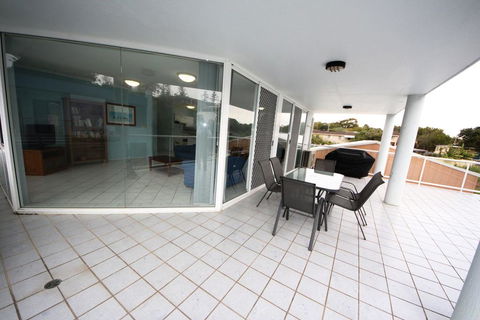 The Avenues Unit 2 At South West Rocks - Port Augusta Accommodation 0