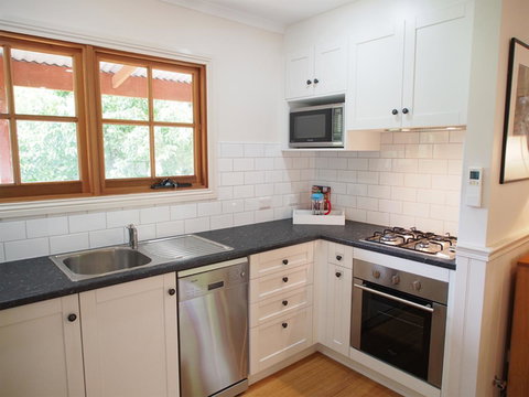 Tahara Cottage - Port Augusta Accommodation 4