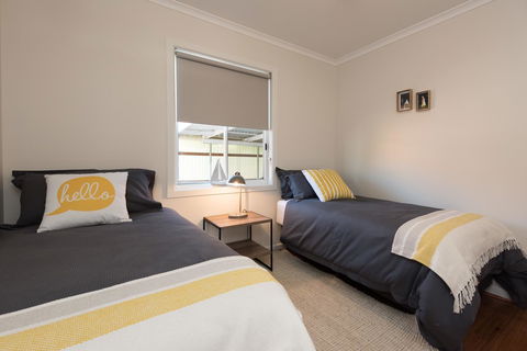 Penguin Beach House - Port Augusta Accommodation 4