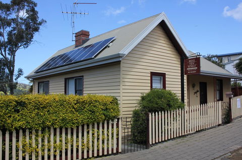 Bridge View Retreat - Port Augusta Accommodation 0