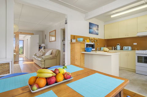 Aqua Beachfront! - Port Augusta Accommodation 5