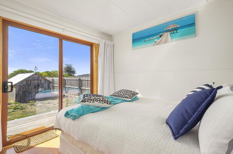 Aqua Beachfront! - Port Augusta Accommodation 16