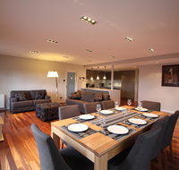 Sunny 3 Bedroom Apartment in Sandy Bay - Port Augusta Accommodation
