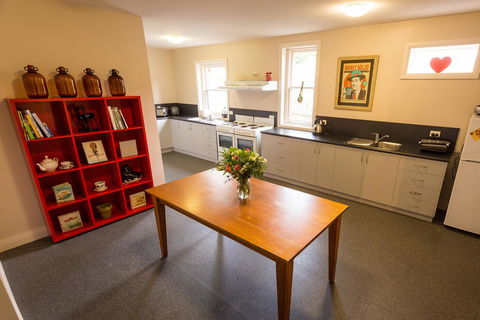 Montacute Boutique Bunkhouse - Port Augusta Accommodation 7