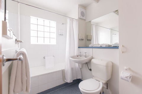 Bay Hotel Apartments - Port Augusta Accommodation 5