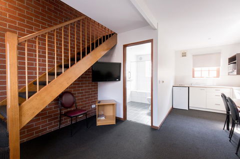 Bay Hotel Apartments - Port Augusta Accommodation 7