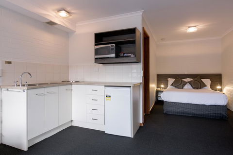 Bay Hotel Apartments - Port Augusta Accommodation 23