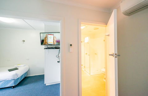 Pedder Wilderness Lodge - Port Augusta Accommodation 1