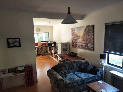 Wanderlust Cottage - Port Augusta Accommodation 6
