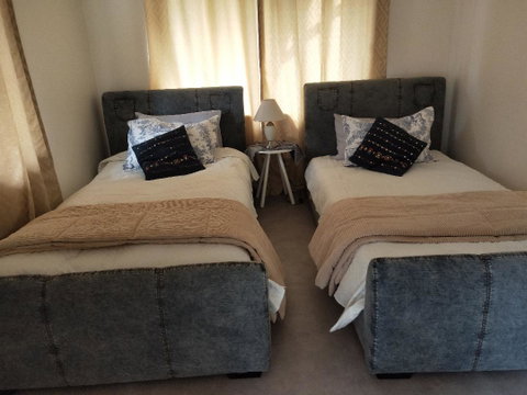 Wanderlust Cottage - Port Augusta Accommodation 7