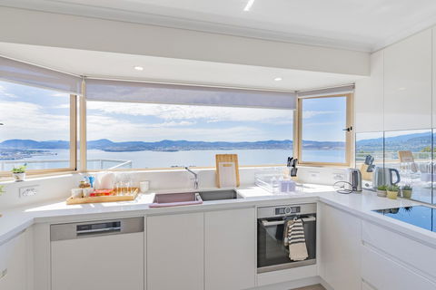 Nature & Relax House, Panoramic Sea View, Free Parking 37 - Port Augusta Accommodation 4