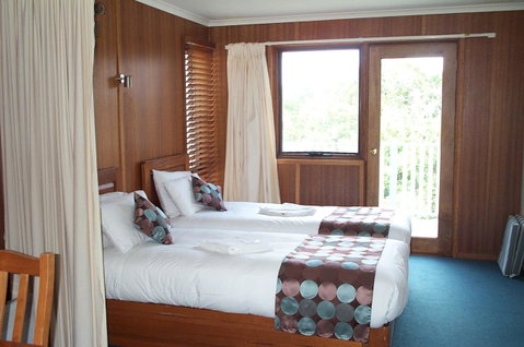 Point Lonsdale Guest House - Port Augusta Accommodation 1