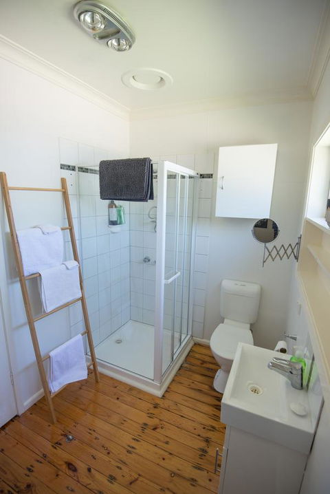 Flora Hill Creek Views - Port Augusta Accommodation 3