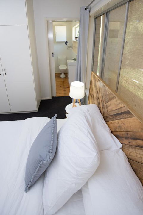 Flora Hill Creek Views - Port Augusta Accommodation 1
