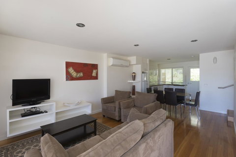 Port Campbell Parkview Motel & Apartments - Port Augusta Accommodation 24