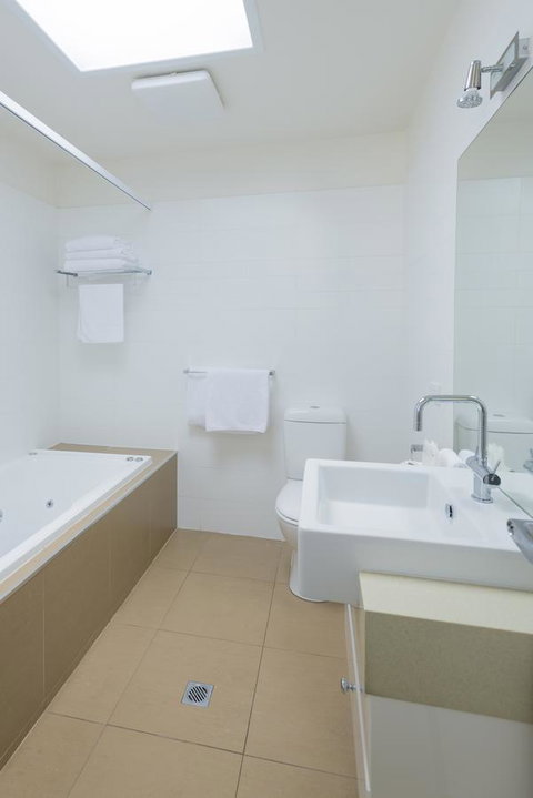Port Campbell Parkview Motel & Apartments - Port Augusta Accommodation 34