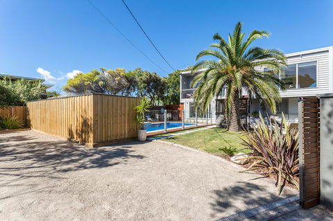 Front Beach House - Port Augusta Accommodation 5