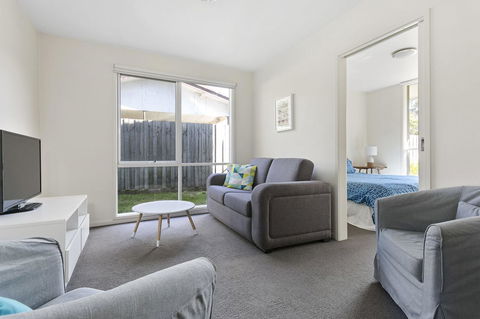 Front Beach House - Port Augusta Accommodation 24
