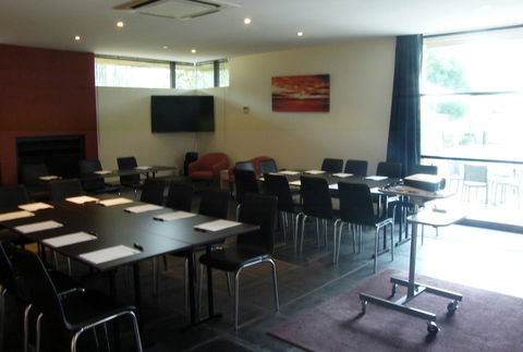 Phillip Island Apartments - Port Augusta Accommodation 16