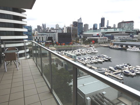 AKOM AT Docklands - Port Augusta Accommodation 0