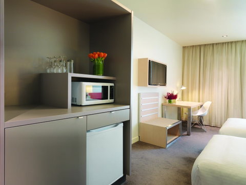 Travelodge Hotel Melbourne Docklands - Port Augusta Accommodation 5
