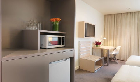 Travelodge Hotel Melbourne Docklands - Port Augusta Accommodation 13
