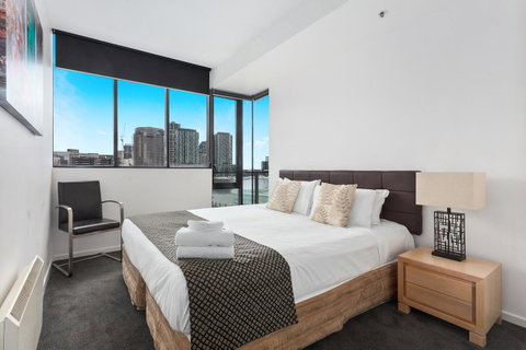 Docklands Private Collection - NEWQUAY - Port Augusta Accommodation 7