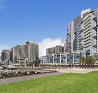 Docklands Private Collection - New Quay - Port Augusta Accommodation