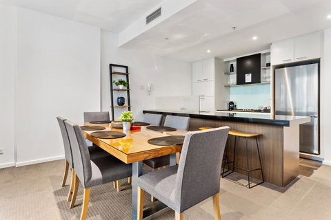 Docklands Private Collection - NEWQUAY - Port Augusta Accommodation 10