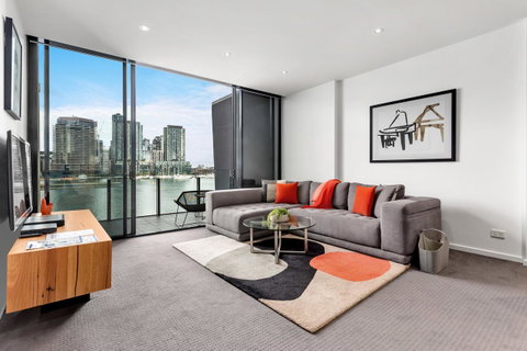Docklands Private Collection - NEWQUAY - Port Augusta Accommodation 14