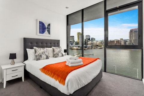 Docklands Private Collection - NEWQUAY - Port Augusta Accommodation 12