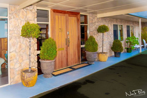 Amara Springs Guest House - Port Augusta Accommodation 8