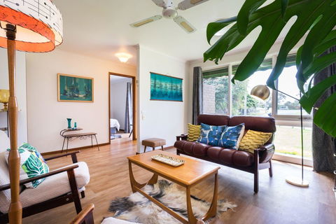 Uptown Frankston - Port Augusta Accommodation 0