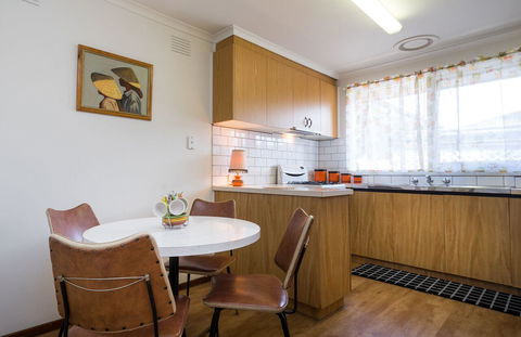 Uptown Frankston - Port Augusta Accommodation 8