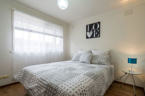 Uptown Frankston - Port Augusta Accommodation 6
