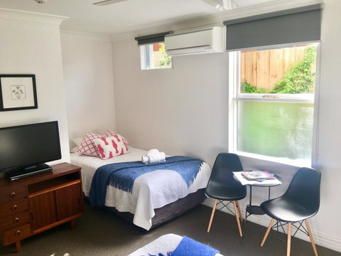 Athelstane House - Port Augusta Accommodation 7