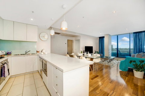 Signature Waterfront Apartments - Port Augusta Accommodation 11