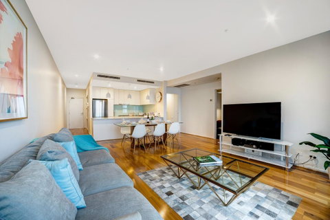 Signature Waterfront Apartments - Port Augusta Accommodation 12