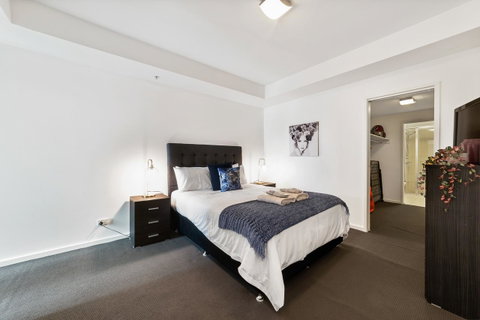 Signature Waterfront Apartments - Port Augusta Accommodation 31