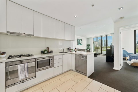 Signature Waterfront Apartments - Port Augusta Accommodation 28