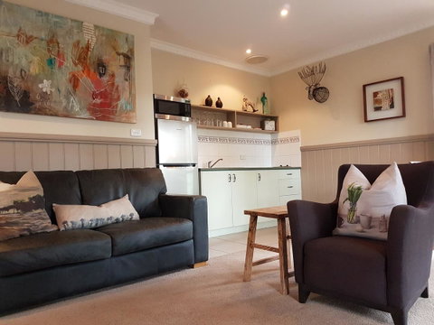 Tangenong Cottages - Port Augusta Accommodation 13