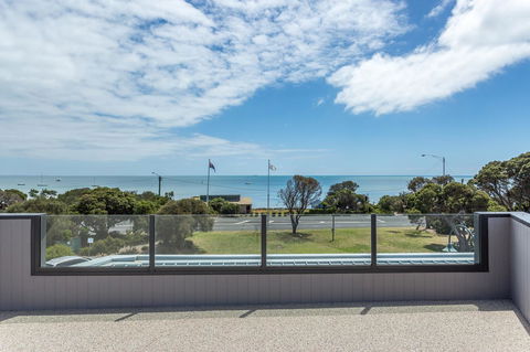 Blairgowrie Apartment 1 - On The Beach - Port Augusta Accommodation 17