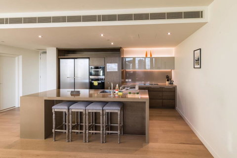 Waterfront 3 Bedroom Luxury Home Victoria Harbour - Port Augusta Accommodation 3
