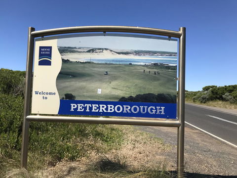 Sunsets On Martyrs Luxury Coastal Beach House Peterborough - Port Augusta Accommodation 29