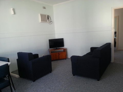 Beachcomber Holiday Units - Port Augusta Accommodation 37