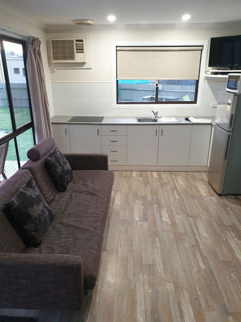 Beachcomber Holiday Units - Port Augusta Accommodation 3